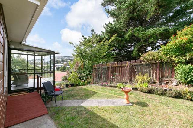 2A Mckeefry Grove Tawa_4
