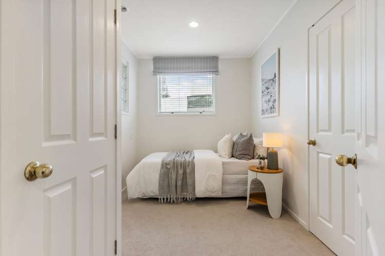 5A The Esplanade Eastern Beach_8