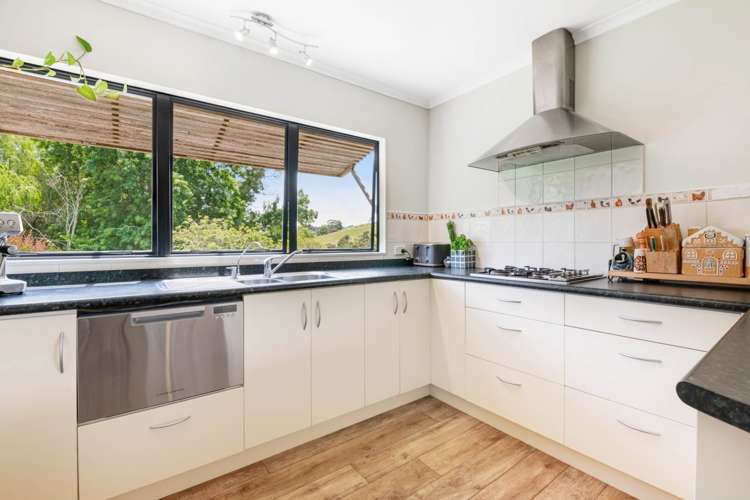 275 Inland Road Helensville_39