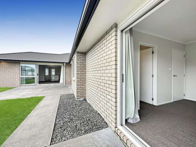 6 Livingstone Drive Papamoa_6