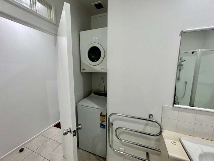 6B/105 Albert Street City Centre_6