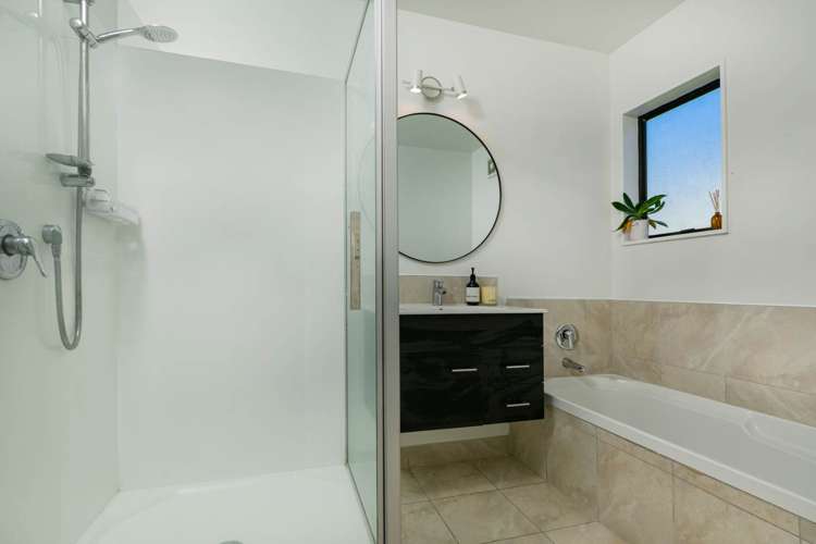 2/33 Braemar Road Rothesay Bay_37