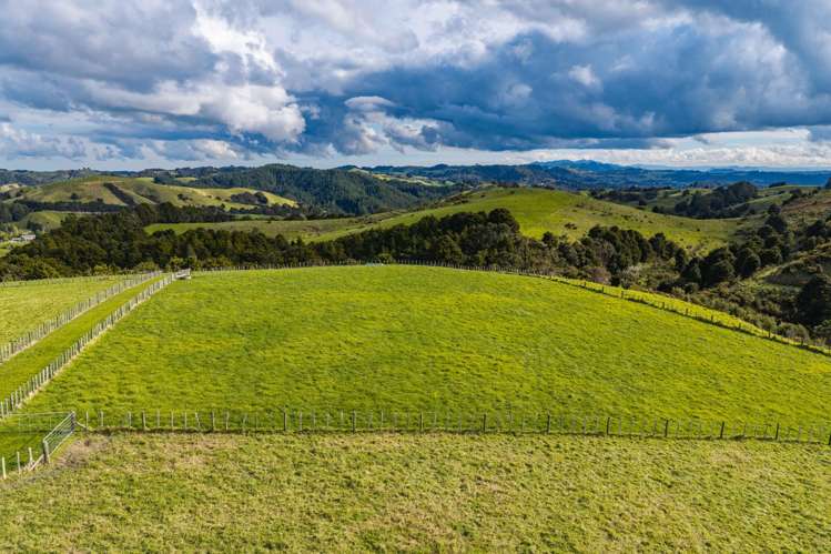 579 Ormiston Road Waipu_10