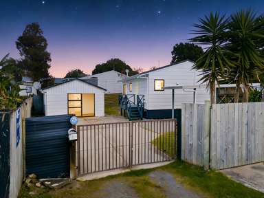 2/9 Maplesden Drive_3