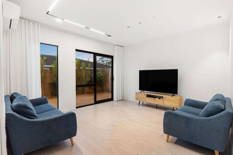 81b Hattaway Avenue Bucklands Beach_17