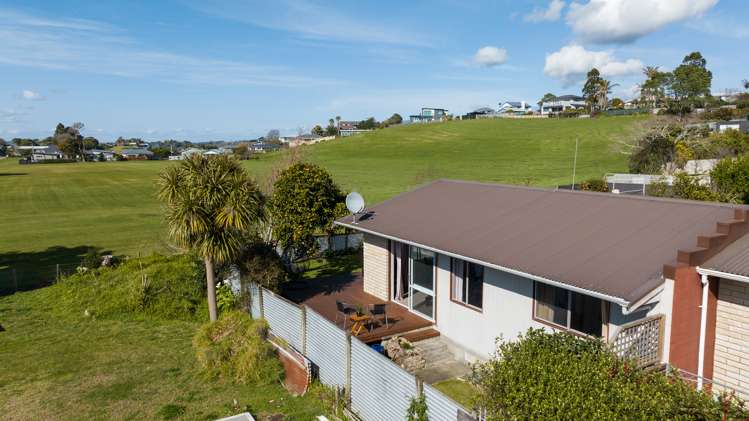 5c The Crescent Waihi Beach_15