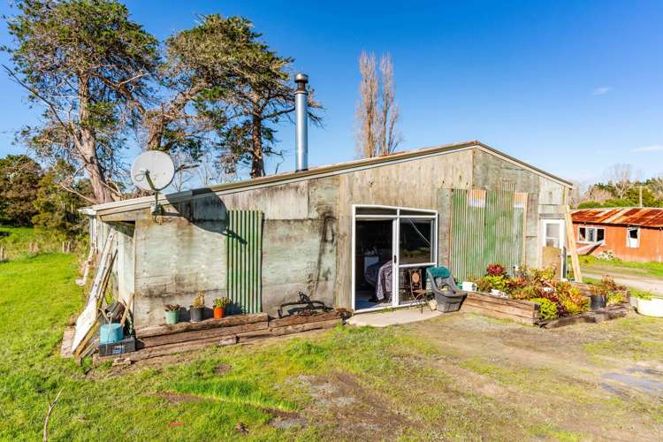 1516 State Highway 12 Maungaturoto_14