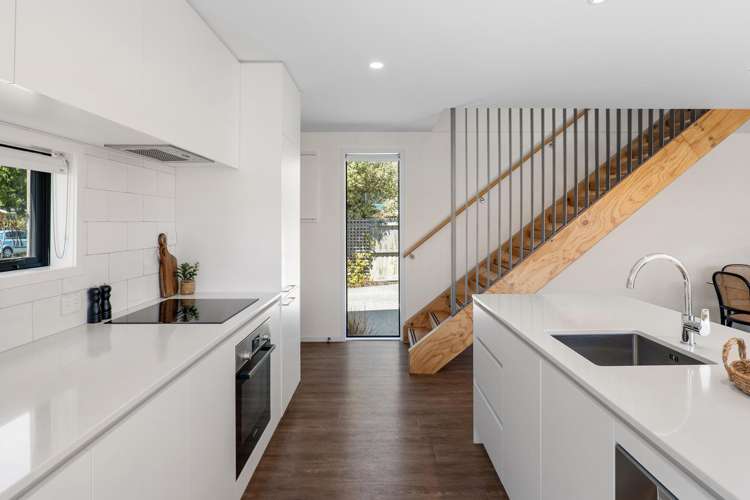 1/45 Division Street Riccarton_11