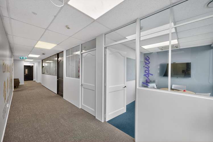 Units 6 and 19/49 Sainsbury Road Mt Albert_9