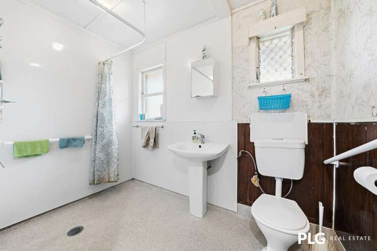9 Clutha Crescent Clover Park_8