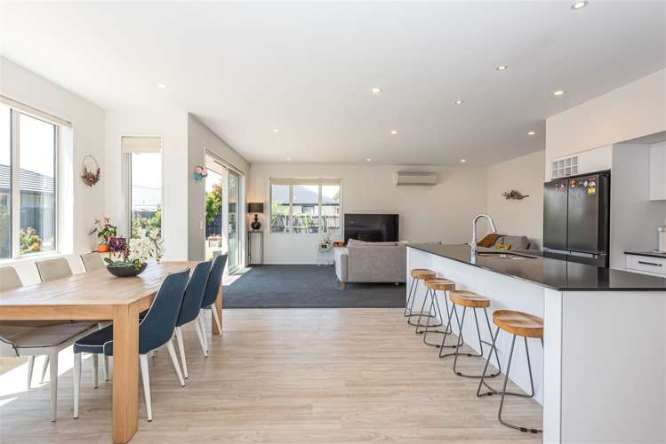 4 James Caird Lane Wigram_1