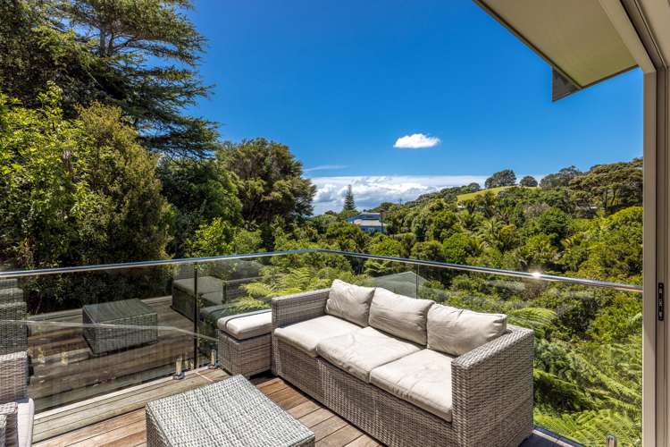 18 Victoria Road North Onetangi_1