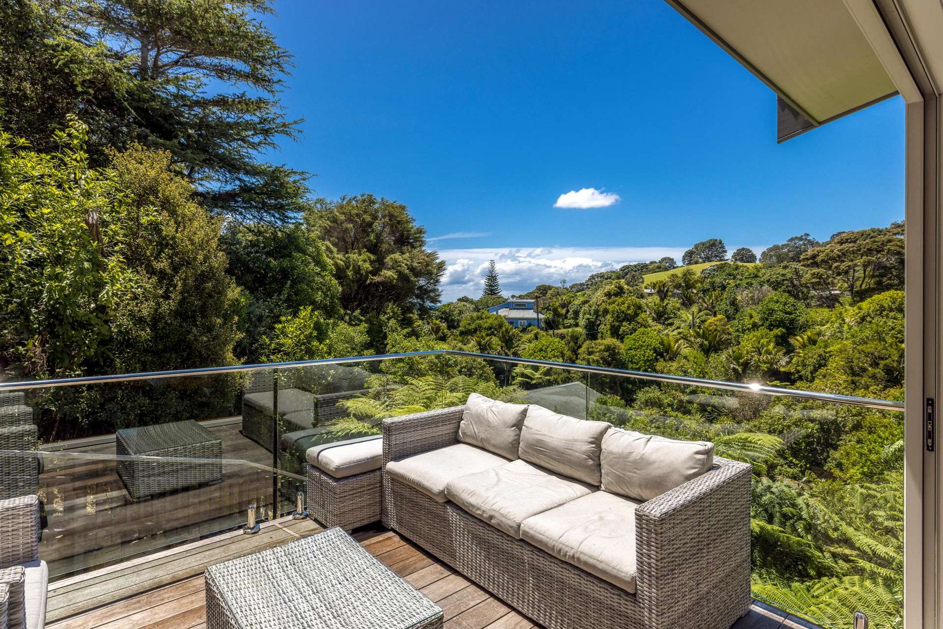 18 Victoria Road North Onetangi_0