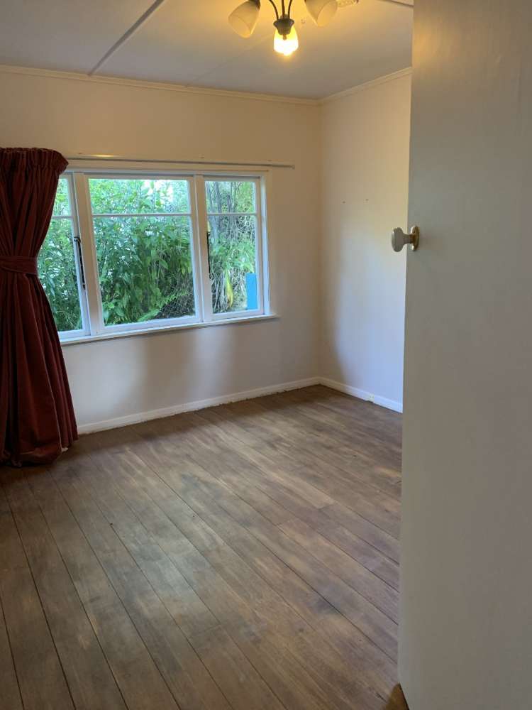 116 Murphy Street Toi Toi_6