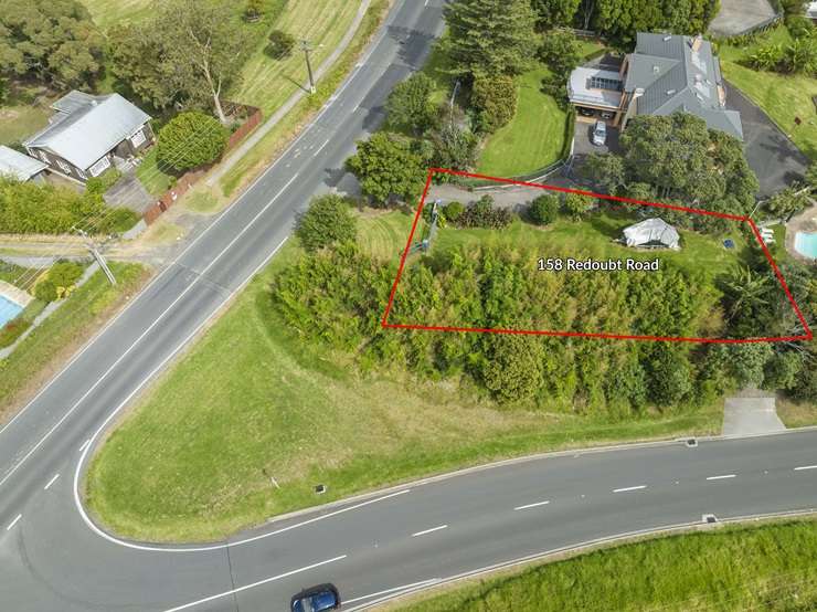 The South Auckland mansion built for the Ullrich family on the edge of Totara Park, in Flat Bush, is up for grabs. Photo / Supplied