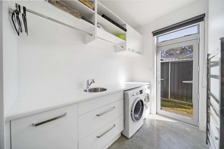 6 Giarni Place Karaka_22