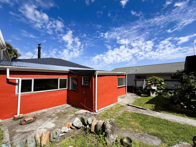 15 Threadneedle Street Greymouth_15