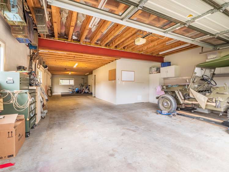 8 Coach Road Fairfield_16