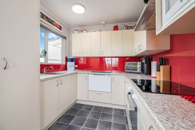 204 Solar Road Glen Eden_9