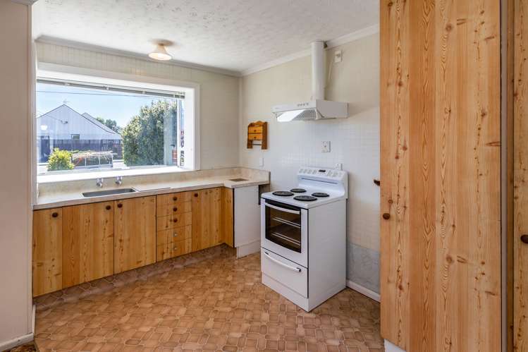 90 Neill Street Hornby_5