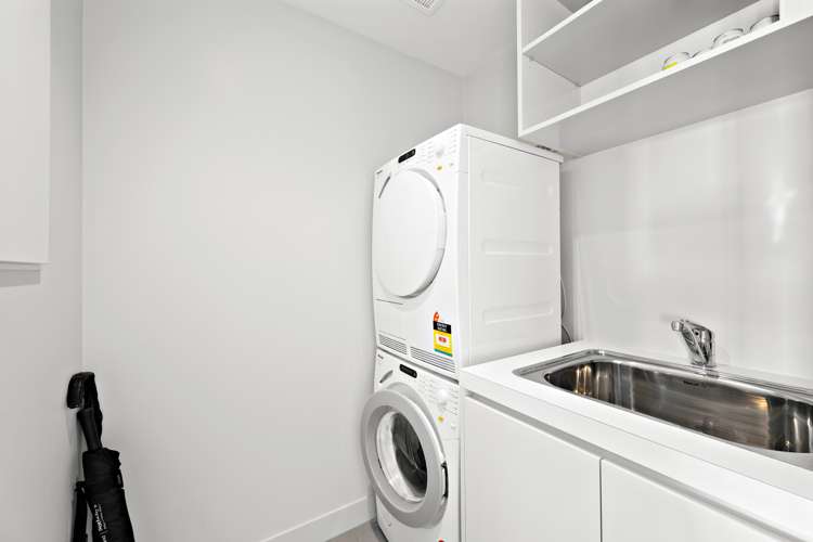 2a/6 Clyde Quay Wharf Te Aro_15