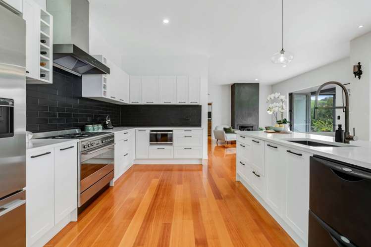 589 Inland Road Helensville_15