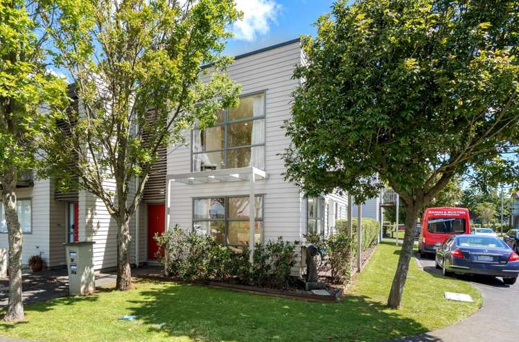 36 Zabeel Crescent Takanini_11