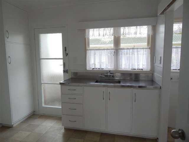 2/124 Te Atatu Road Te Atatu South_1