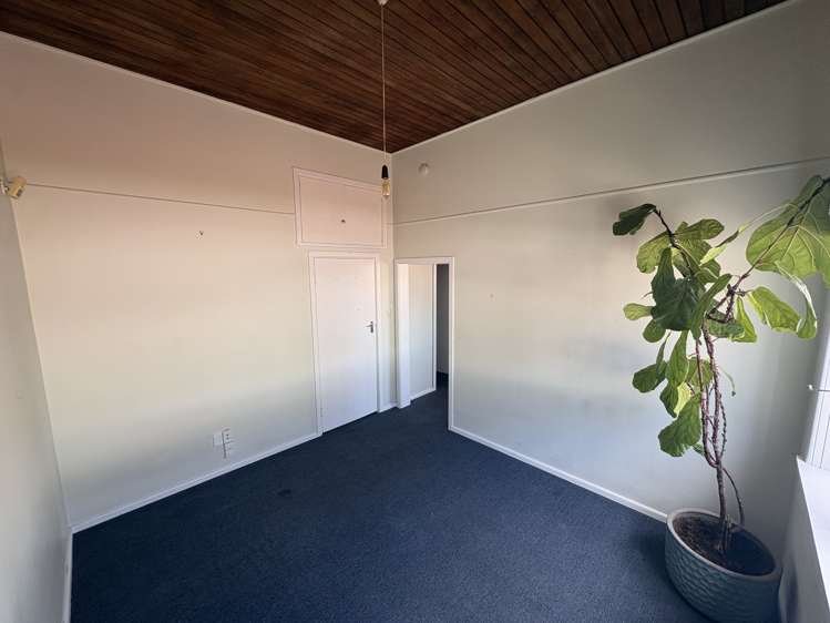 302 Southampton Street West Hastings_8