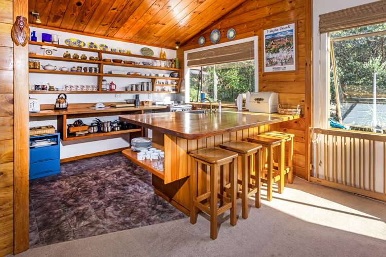 2480 Wyuna Bay Road Coromandel_16