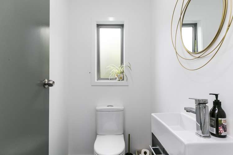 3b Chester Road Tawa_11