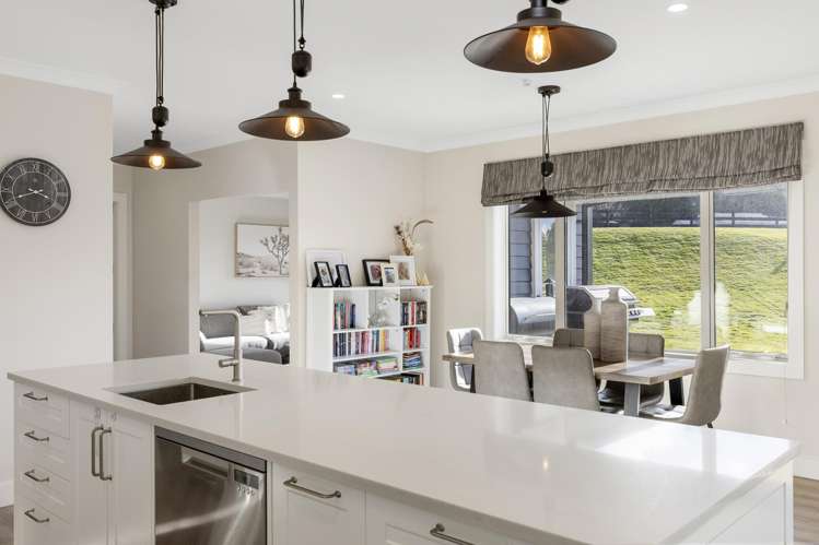 7 Lochinvar Lane Acacia Bay_23