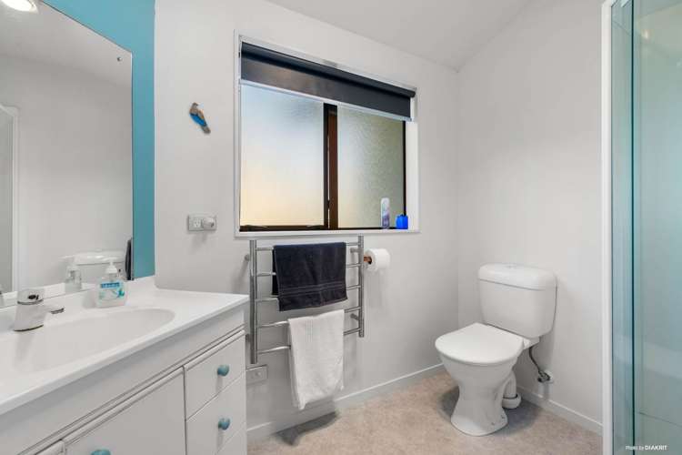 15 Palmgreen Court Stanmore Bay_14