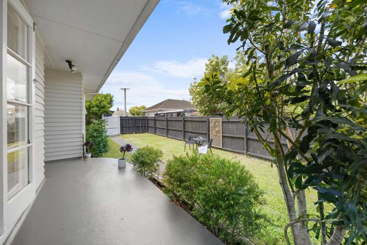 8A White Road Manurewa_18