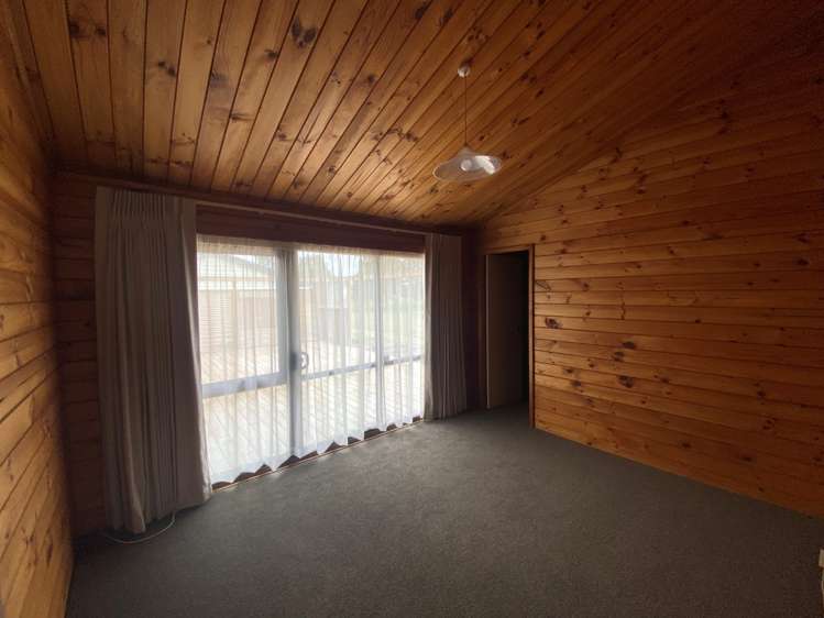 87 Carnoustie Drive Wattle Downs_12