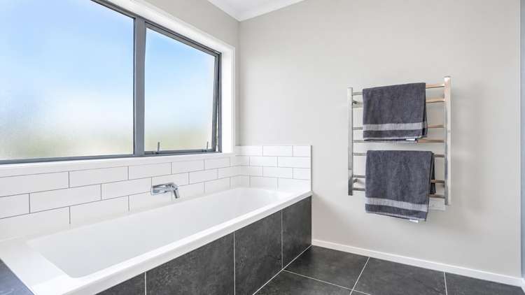 250 Hughes Line West Taratahi_13