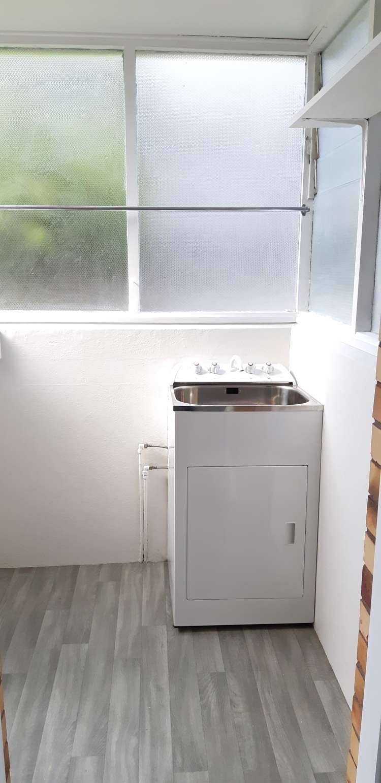 2/22a Wolsley Avenue Milford_9