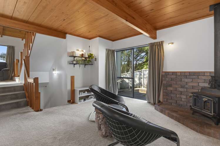 14 Holmburn Street Welcome Bay_10