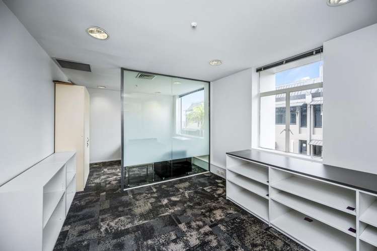 Lvl1/Front/87 Hurstmere Road Takapuna_6