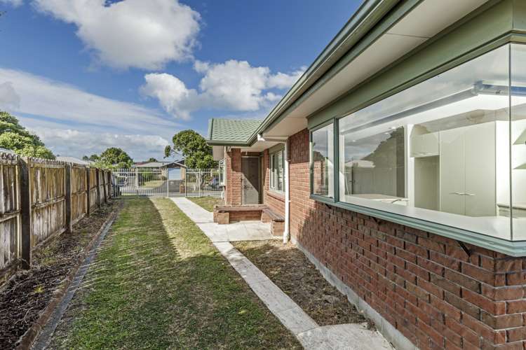 21 Settlers Cove Manurewa_23
