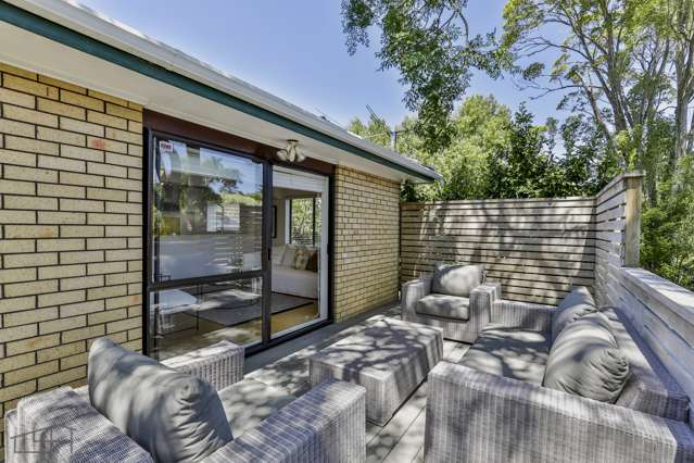 11 Woodfern Crescent Titirangi_2