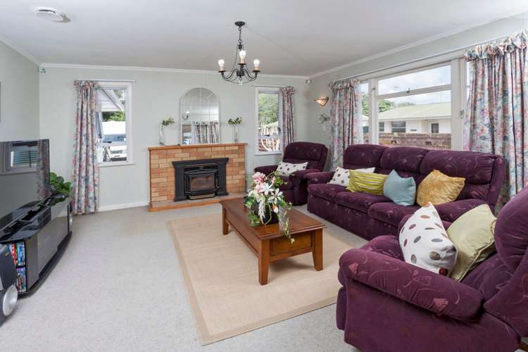 31 Edmund Hillary Avenue Papakura_3