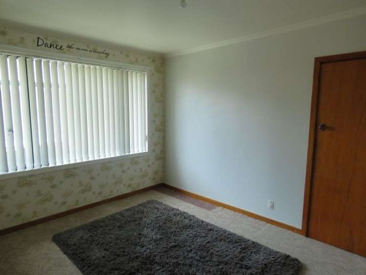 32 Reid Crescent Allenton_8