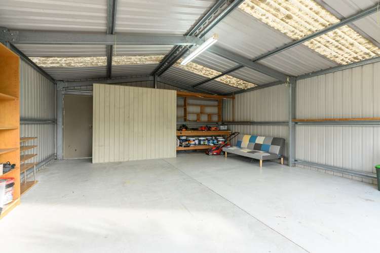 42 Hereford Street Te Atatu Peninsula_17