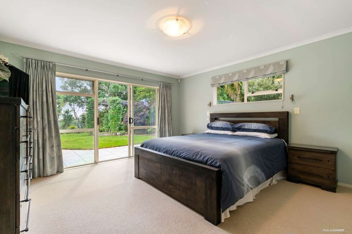 294 Razorback Road_5