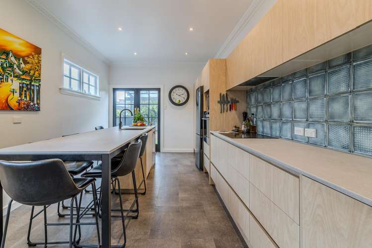 30 Ings Avenue St Clair_8