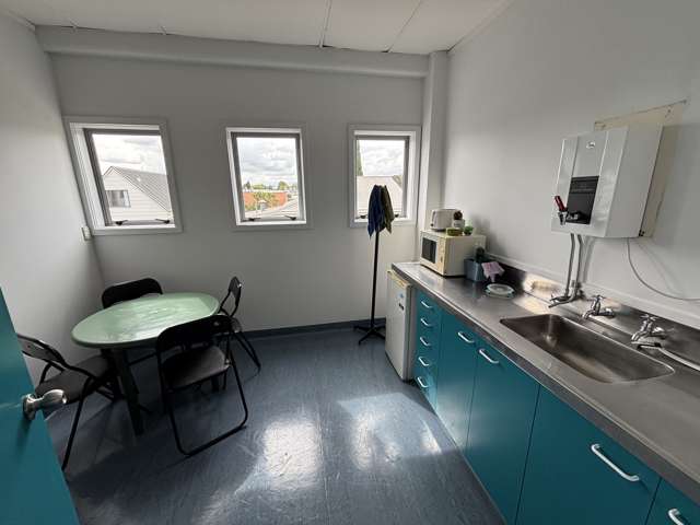 Office 1 and 9/109 Princess Street Palmerston North_3