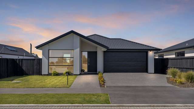 WOW — What a Find in Ever-Popular Halswell!