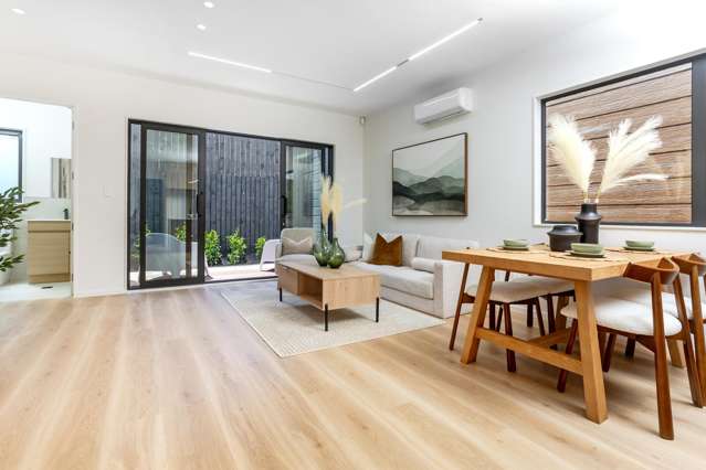 2/30 Kiteroa Terrace Rothesay Bay_1