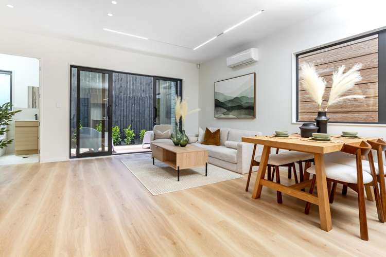 2/30 Kiteroa Terrace Rothesay Bay_1